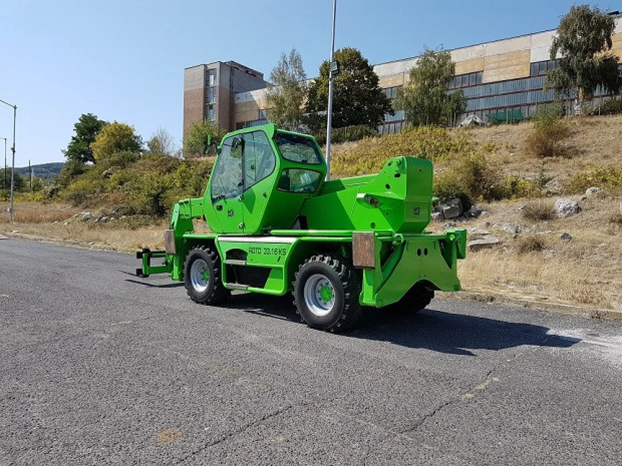 MERLO ROTO 33.16 K.S. MERLO ROTO 33.16 K.S.
