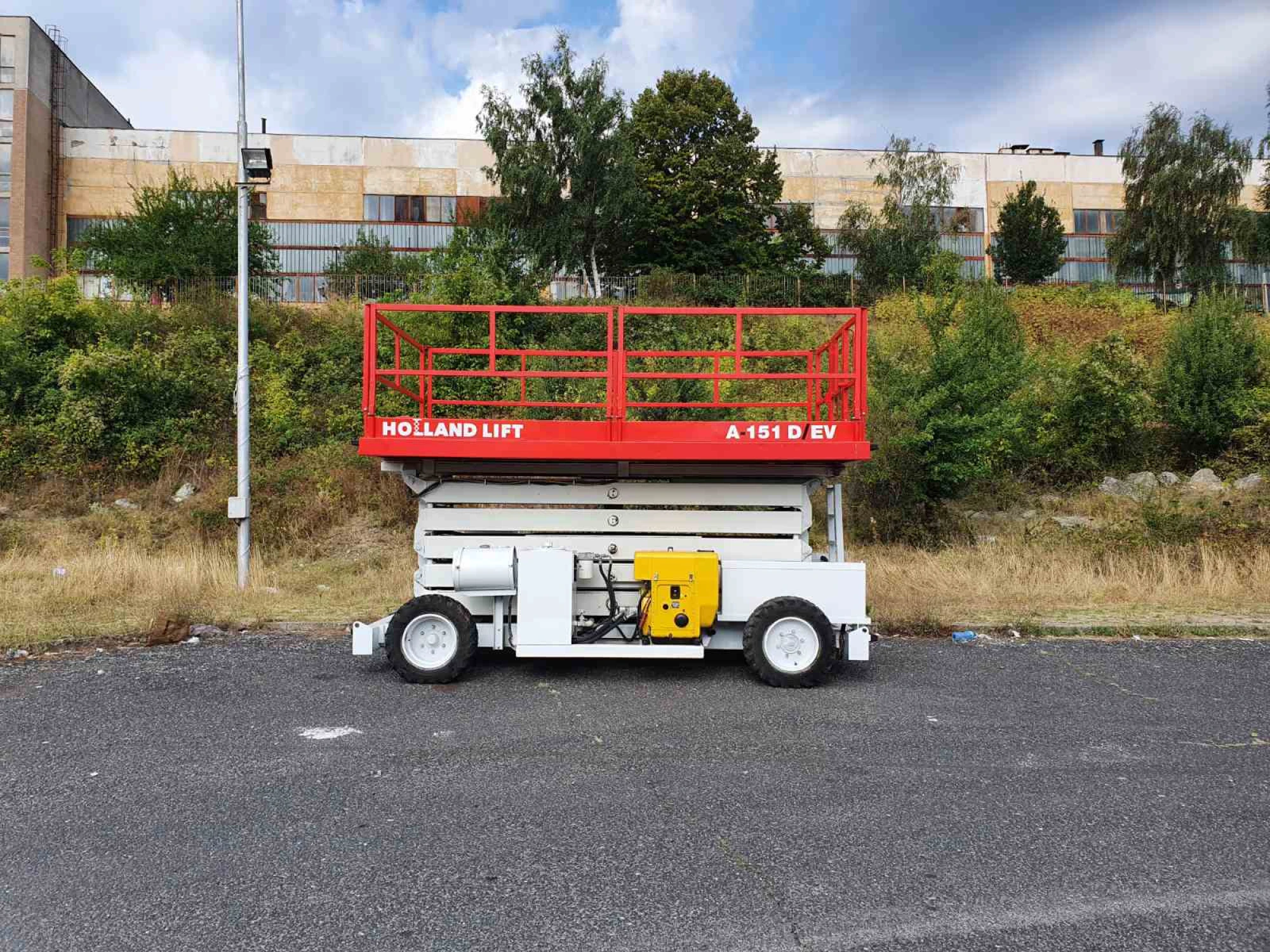 HOLLAND LIFT  X108EL18