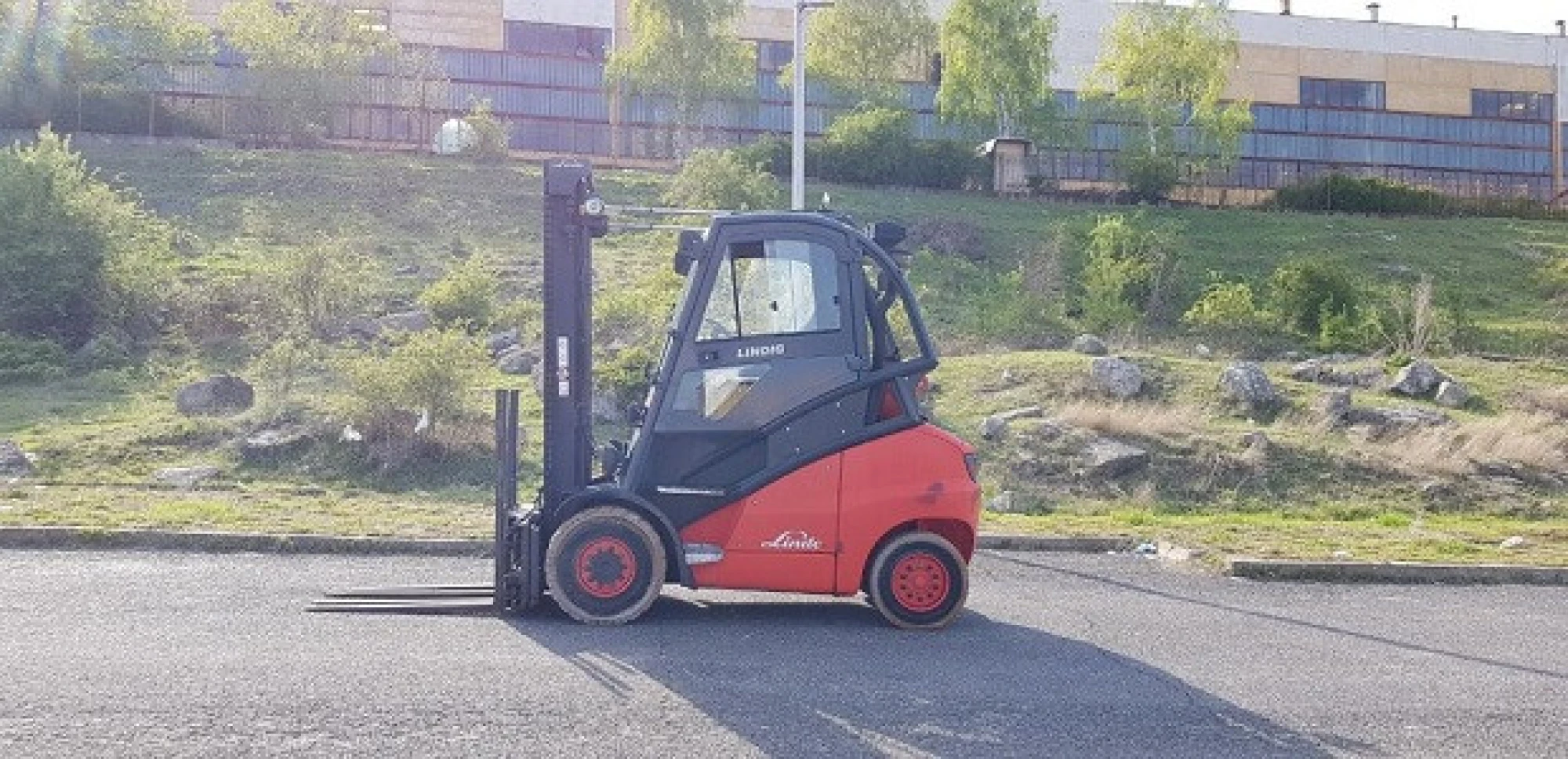 Мотокар LINDE H50T Мотокар LINDE H50T