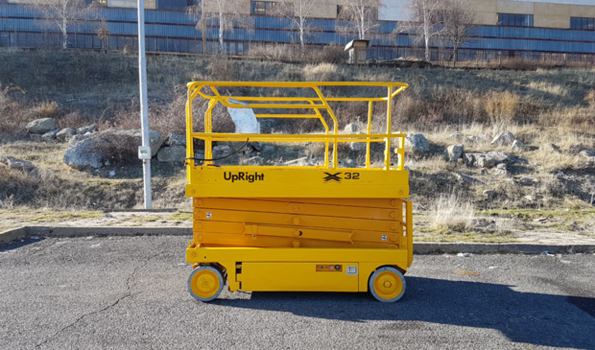 UPRIGHT X 32N UPRIGHT X 32N
