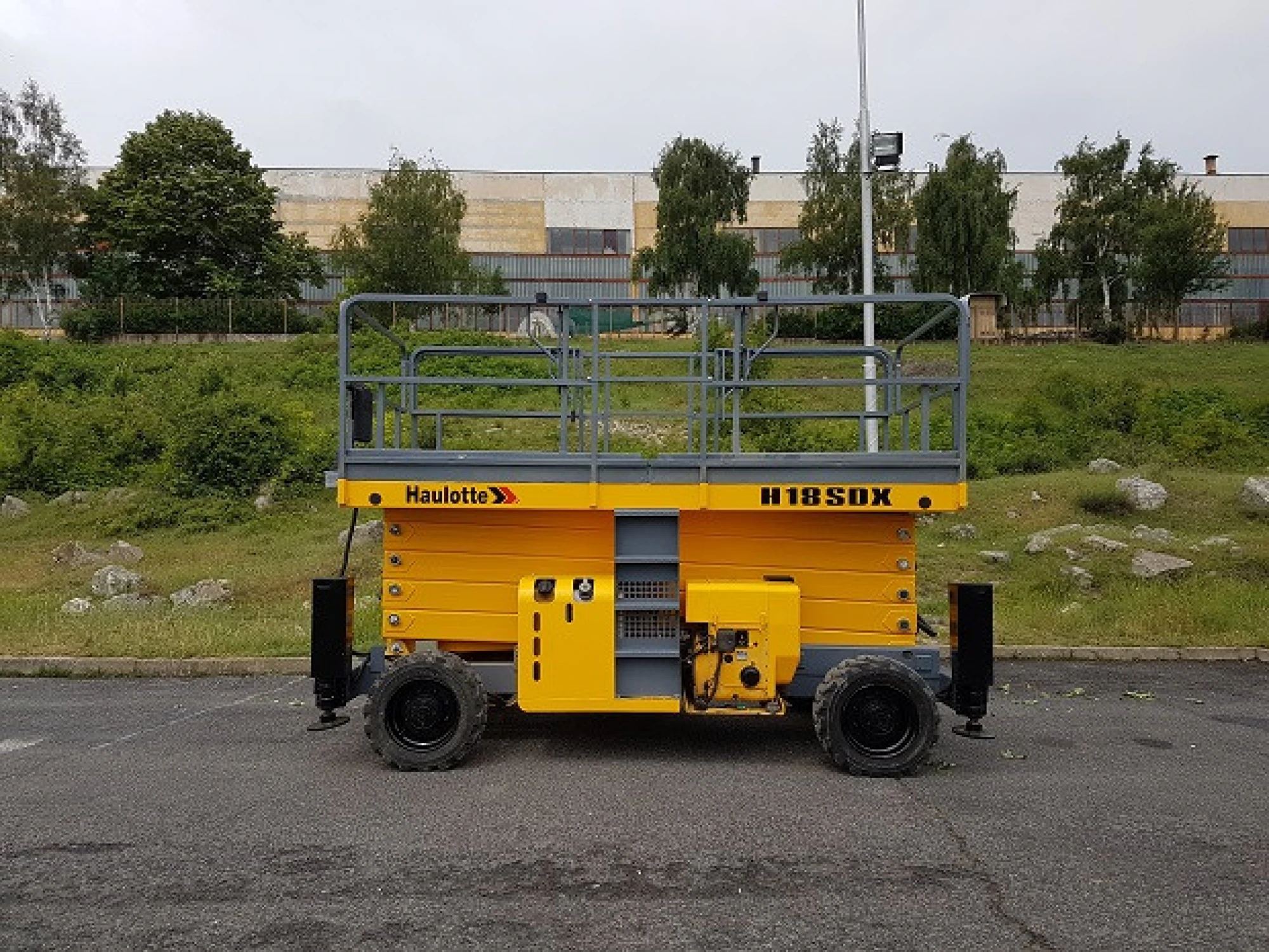Haulotte H 18 SDX Haulotte H 18 SDX