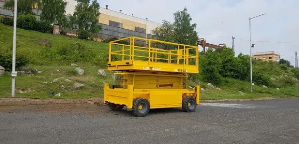 Ножична платформа LIFTLUX SL 153-22 4WD