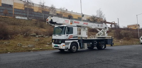 Мерцедес ACTROS 2031