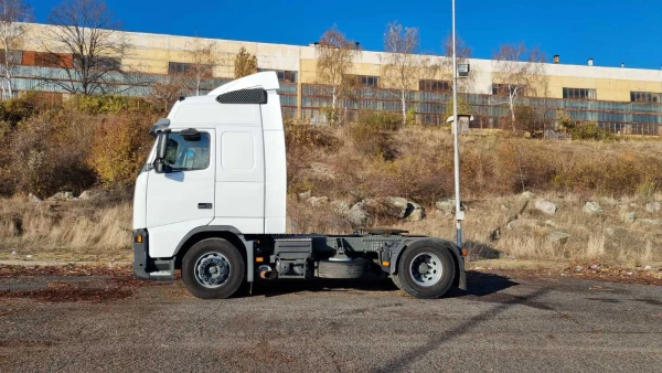 VOLVO FH 12 460