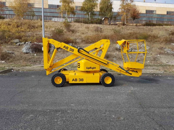UpRight AB38